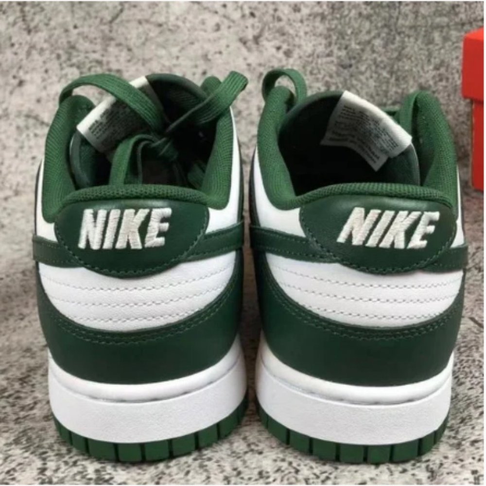 Nike Dunk Low Sneakers - Picture 7 of 7
